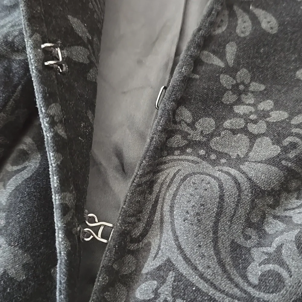 Banana Republic Factory Croo Velvet Jacket - Picture 6 of 9
